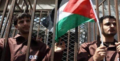 The Israeli occupation authorities persist in the policy of arresting the palestinans
