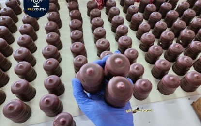🔷️ Candy production inside a factory in Gaza. 😋