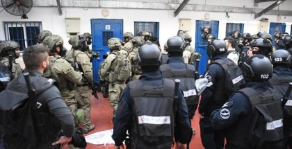 Repressive forces led by extremist Ben Gvir storm Sections 1 and 3 of Gilboa Prison